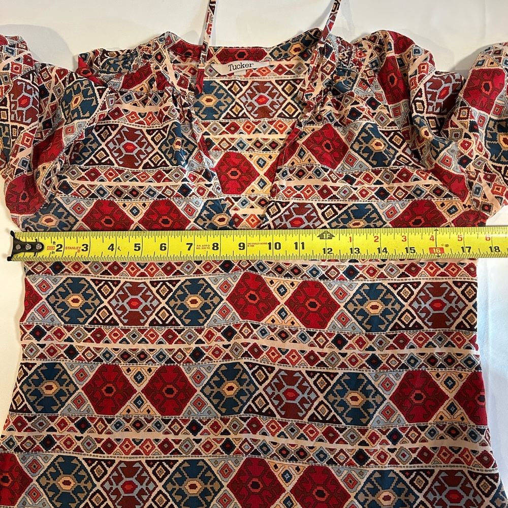Tucker 100% silk Geometric print blouse XS boho long sleeve USA made - Picture 11 of 13